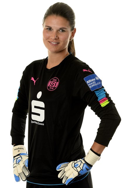 Seit 2009 trägt die gebürtige Rheinbergerin das Trikot der SGS Essen. Ihr Saisontraum: Platz drei in der Liga.