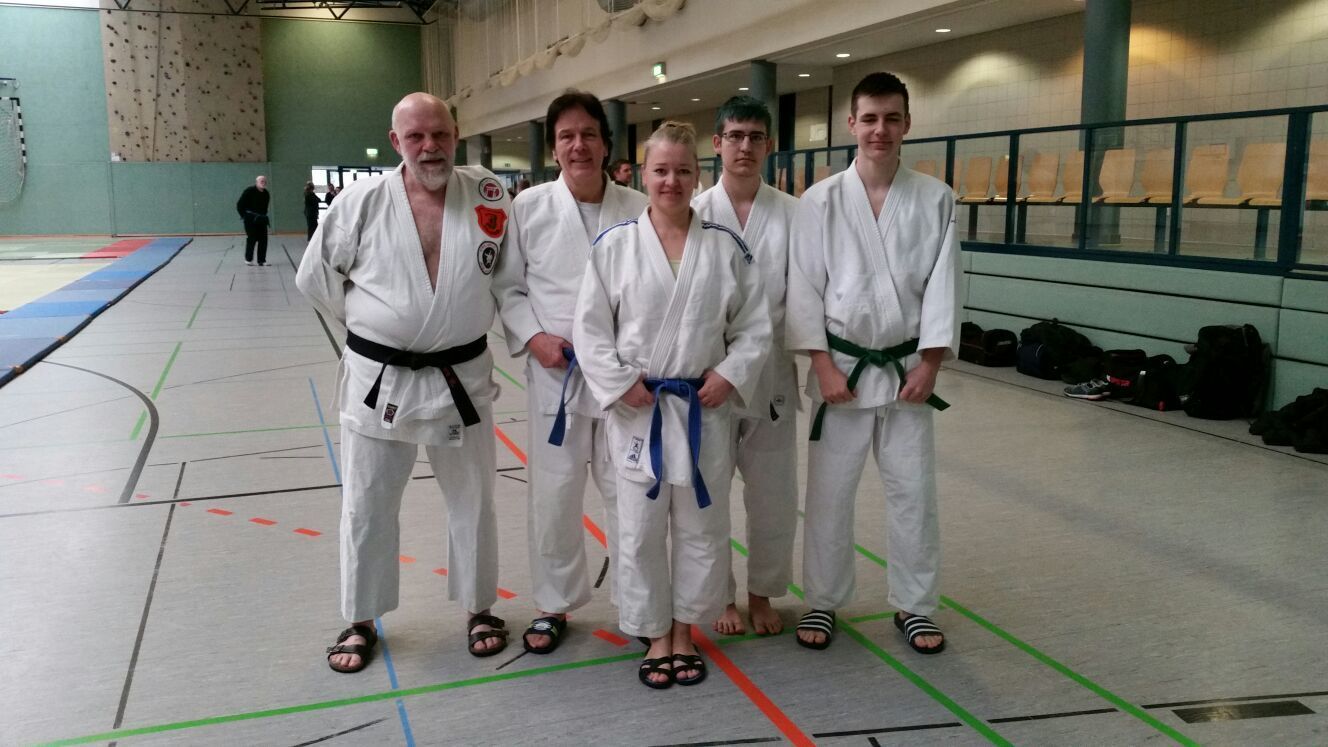 (v.l.) Jochen Möller, Michael Otto, Lena Reinecke, John Aleva, Eike v.d. Bogaert