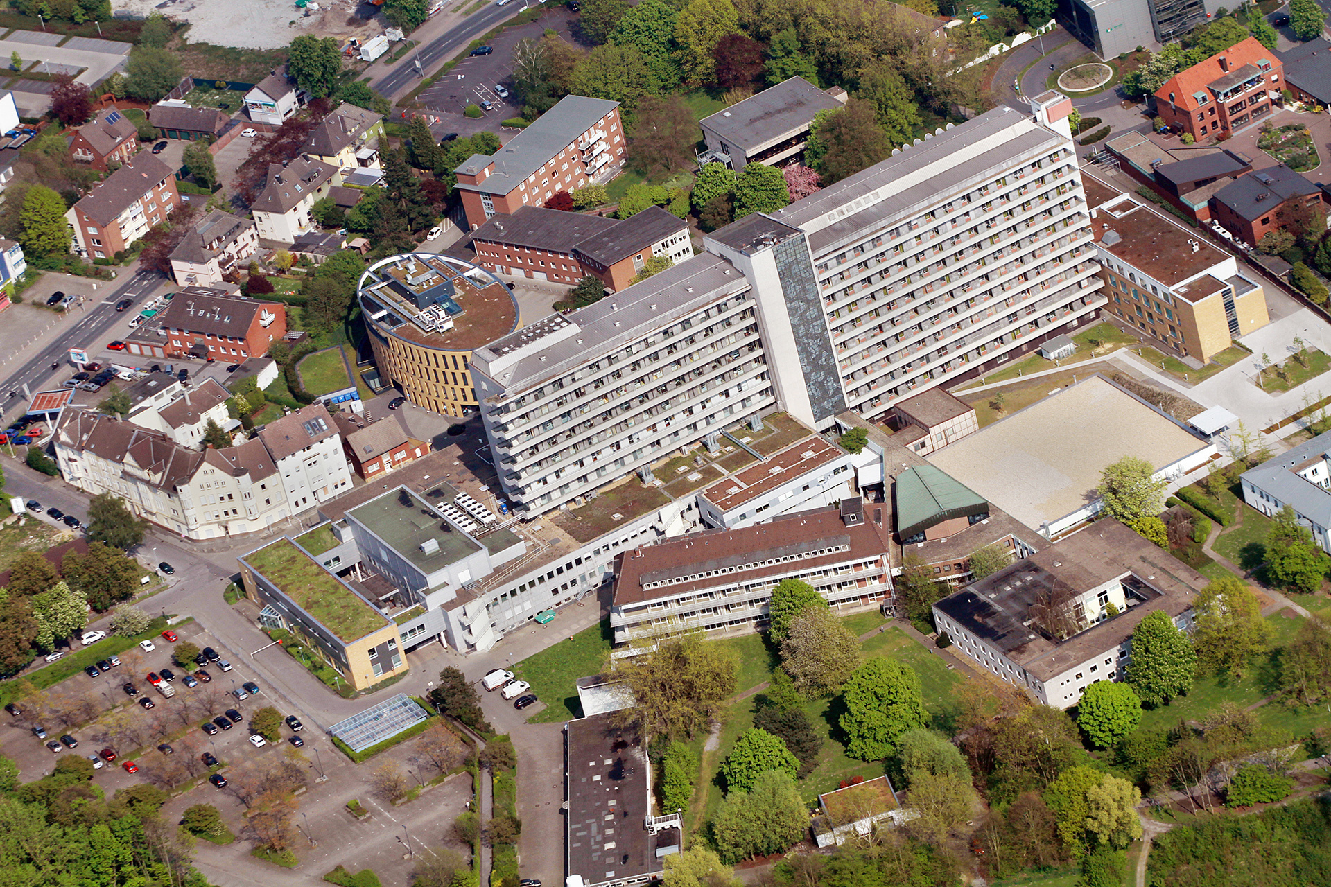 Links im Bild ist der vom neuen Verbot betroffene Abschnitt der Von-Wieck-Straße.
