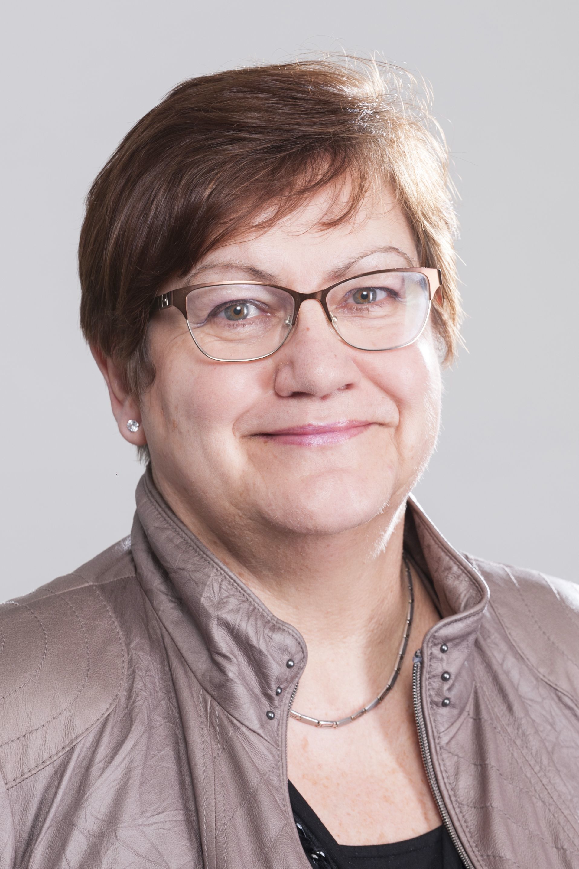 Die Wählergemeinschaft Gemeinsam Für Lünen gratuliert Karola Geiß-Netthöfel zur Wiederwahl als RVR-Chefin.
