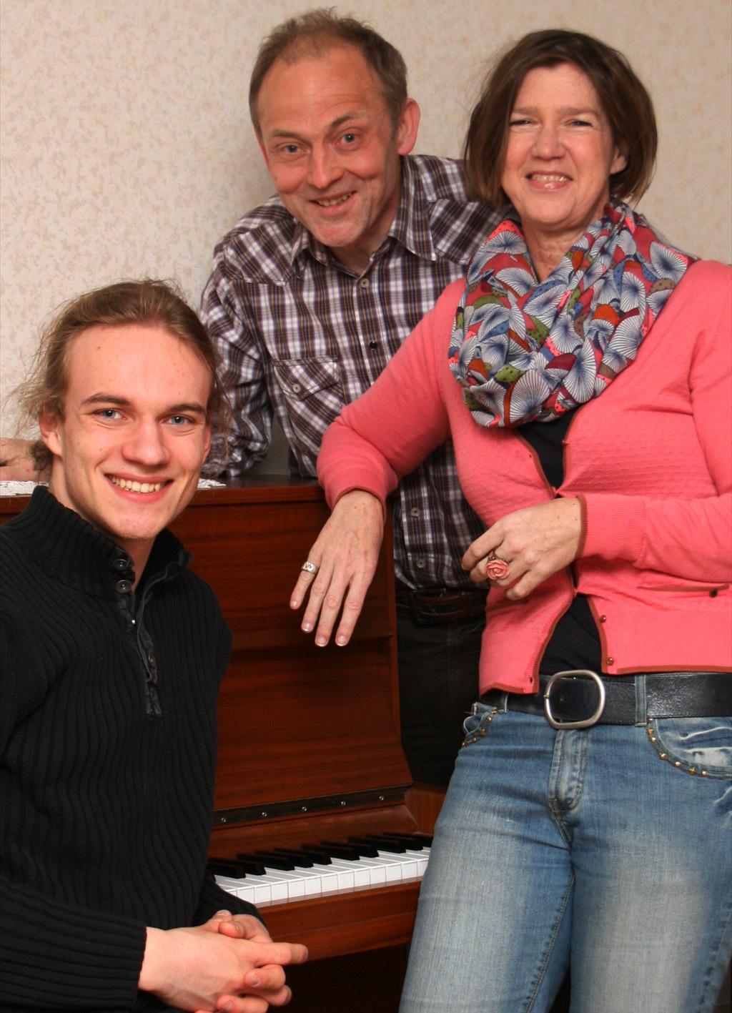 Das "Trio Honselmann" hat Musik, Reime und flotte Sketche im Gepäck. Foto: privat