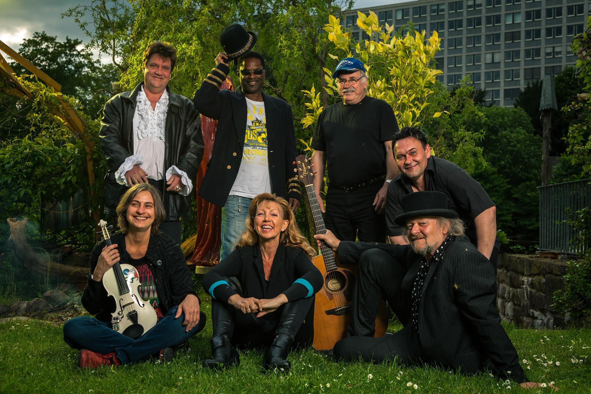 Sieben erfahrene Musiker - die amerikanisch, deutsch und russisch besetzte Formation "Dylan’s Dream".