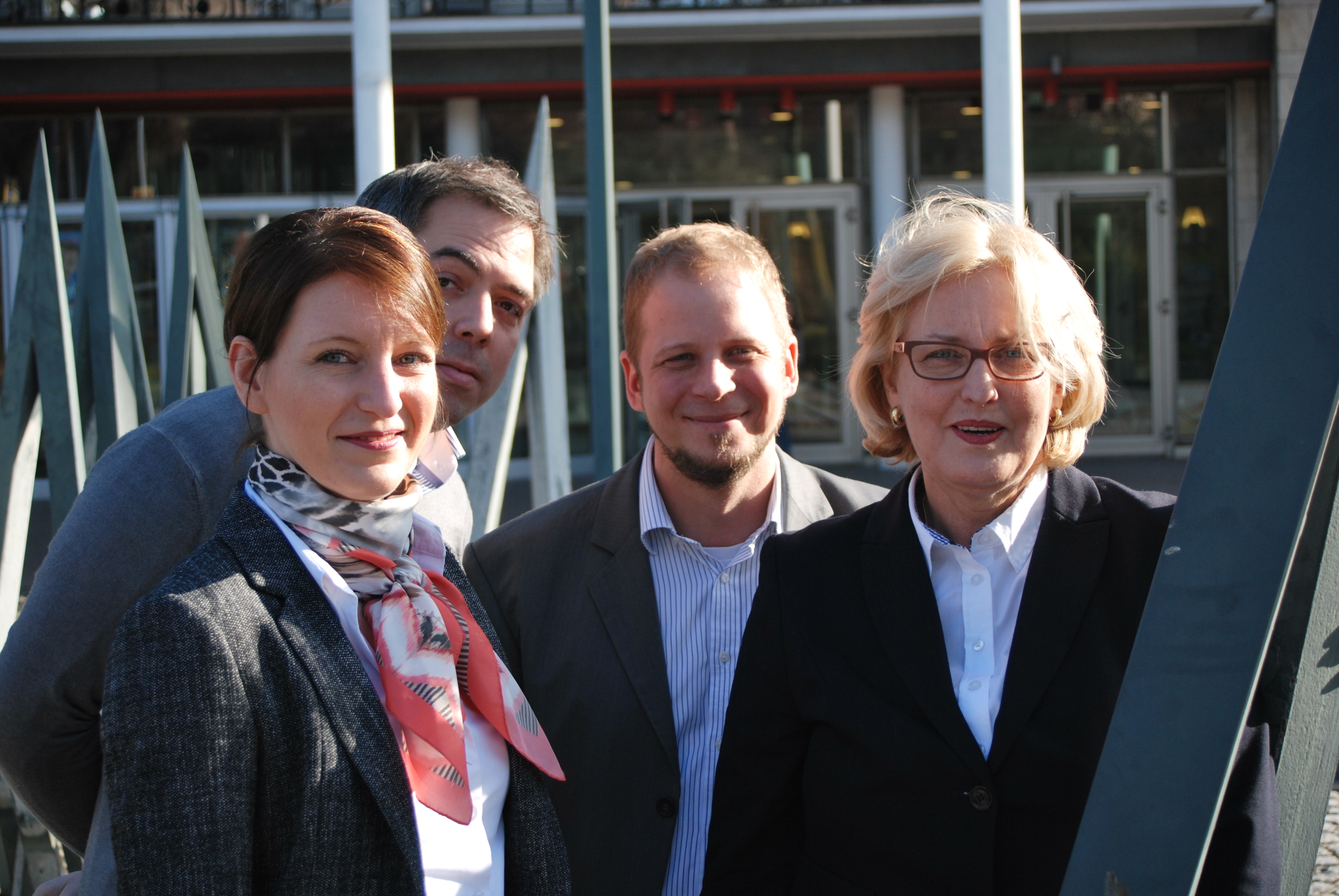 Sorgen selbst in stürmischen Zeiten für einen reibungslosen Ablauf vor und hinter den Kulissen: Jenny Baran, Paul Otto, Marc Lenz und Inge Kammerichs (von links).