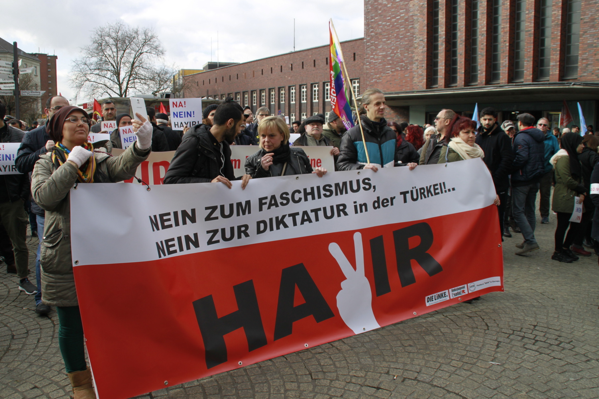Kundgebung & Demo: Gegen Besuch von türkischen Ministerpräsidenten Binali Yildirim (AKP), 18.02.2017, Fotos: Sahin Aydin