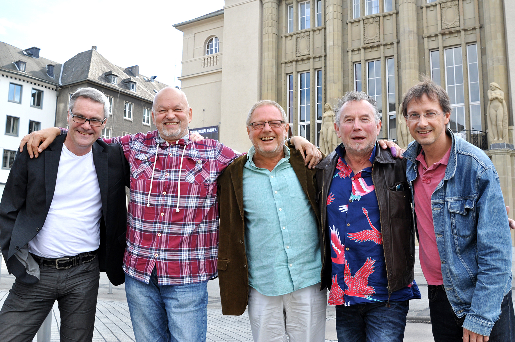 (v.l.n.r.): Thilo Borowczak (Disponent, Oberspielleiter Theater Hagen), Milla Kapolke (Mitglied der Band "Green"), Norbert Hilchenbach (Intendant Theater Hagen), Rolf Möller (Mitglied der Band "Green"), Steffen Müller-Gabriel (Dirigent Theater Hagen).