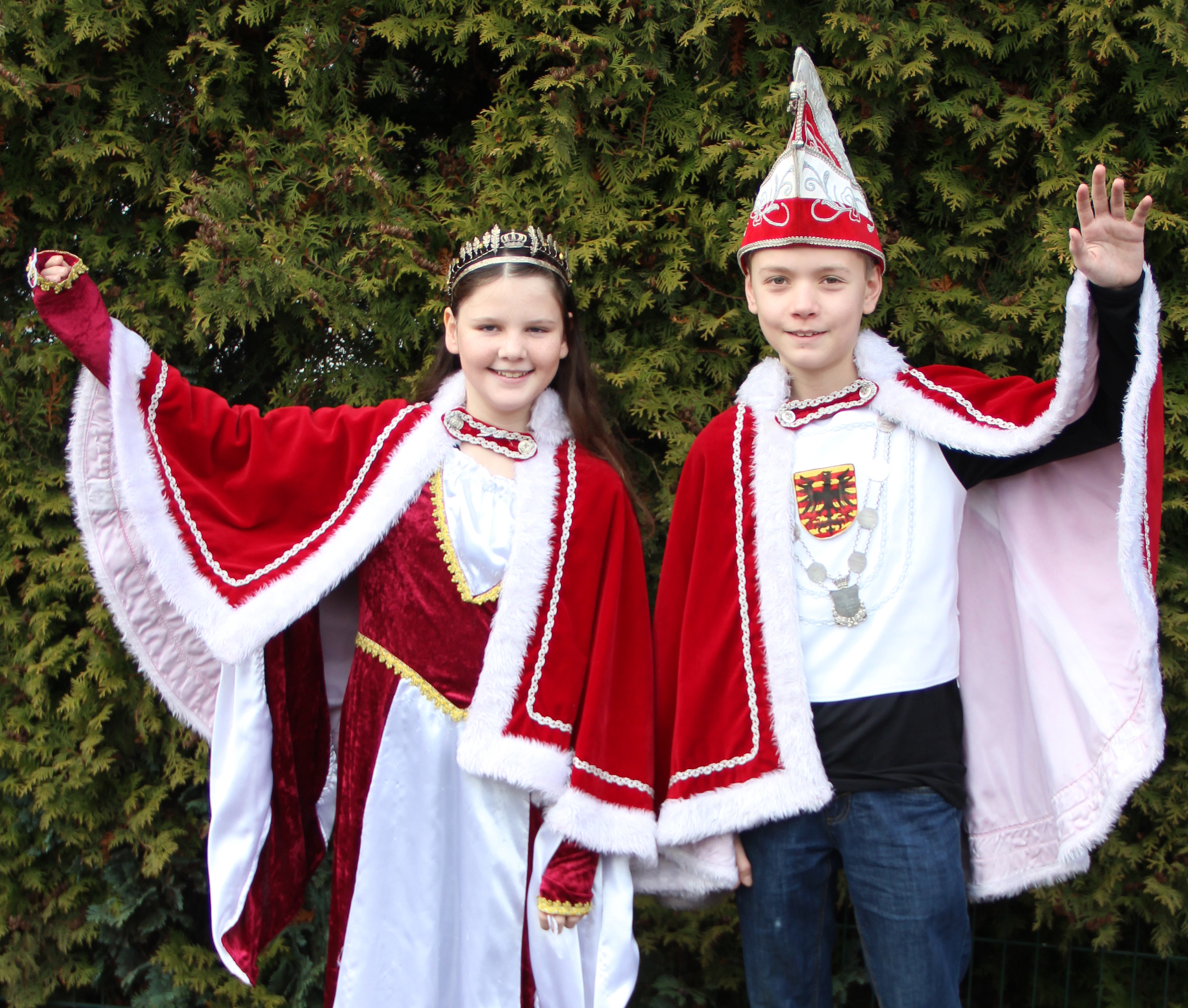 Das Alpener Kinderprinzenpaar Chiara Akyar und Nils Vogt.
