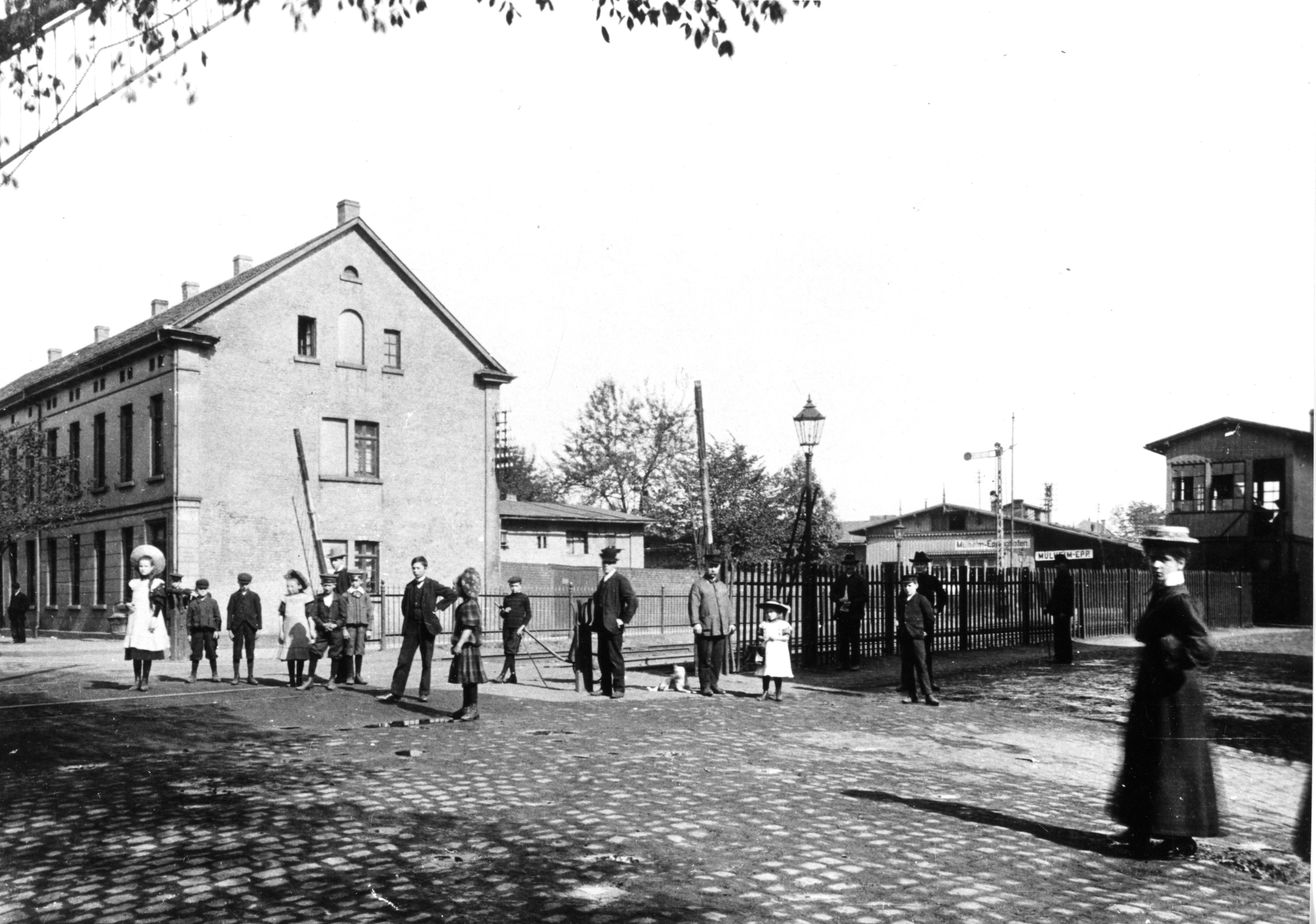 Der Bahnhof Eppinghofen anno 1874 (Foto Stadtarchiv)