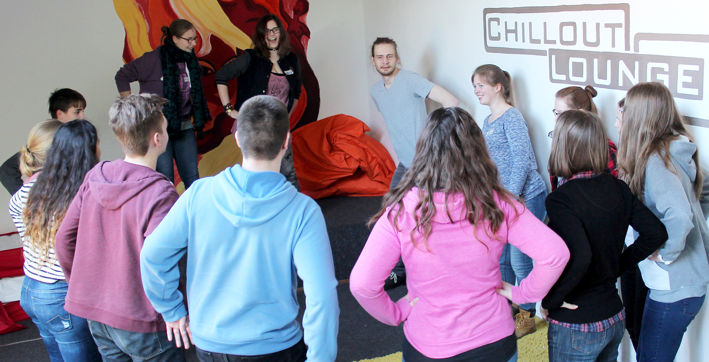 Gemeinsam an der Präsentation arbeiten gehörte auch zum Workshop.