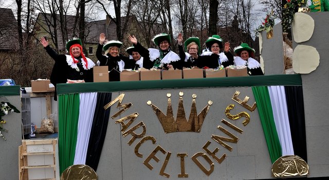 Der Rosenmontagsumzug 2017 in Gelsenkirchen-Erle. Foto Kurt Gritzan