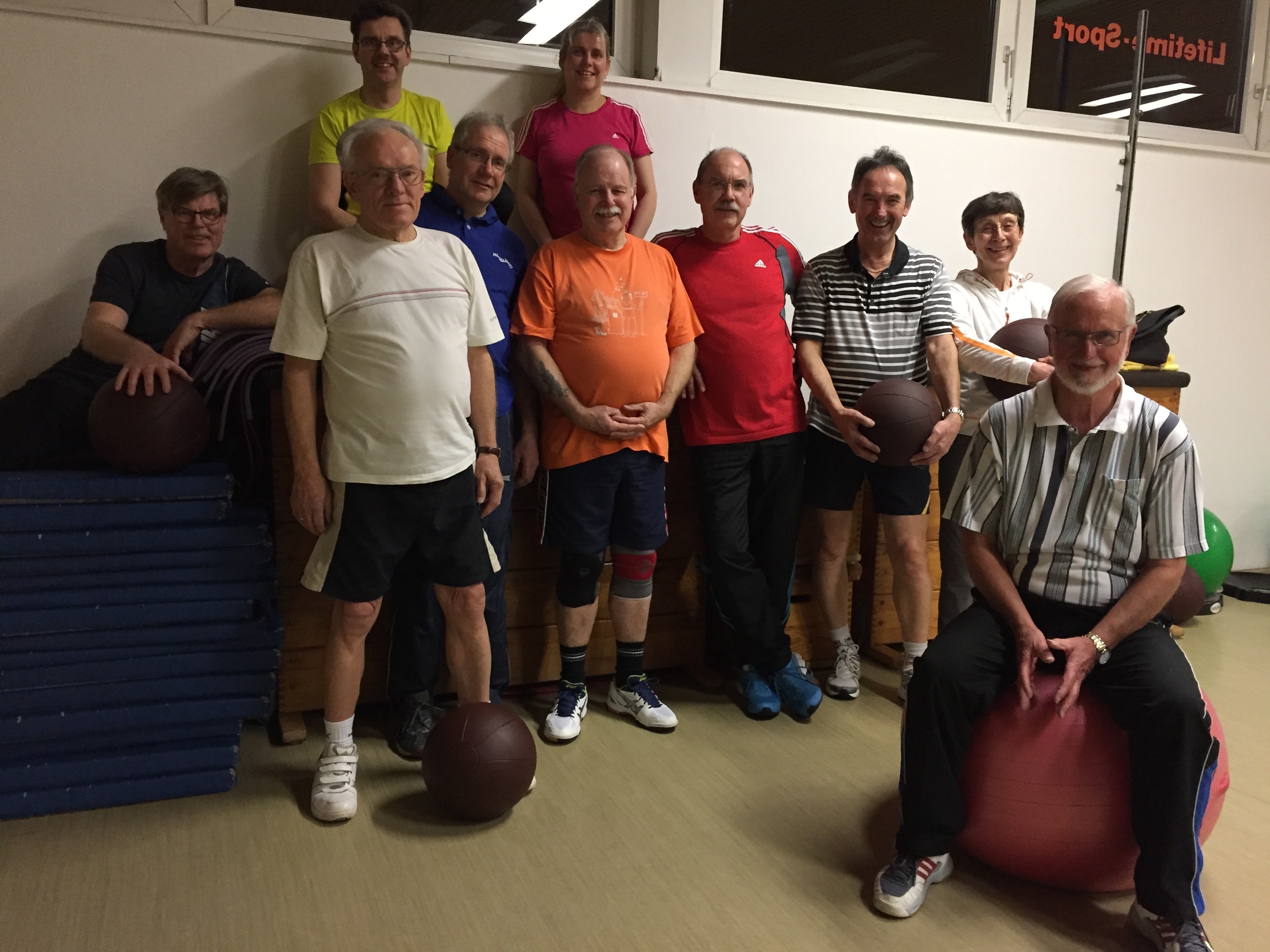 Bewegungstraining am Abend mit dem HSC