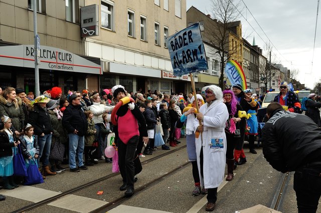 Der Rosenmontagsumzug 2017 in Gelsenkirchen-Erle. Foto Kurt Gritzan