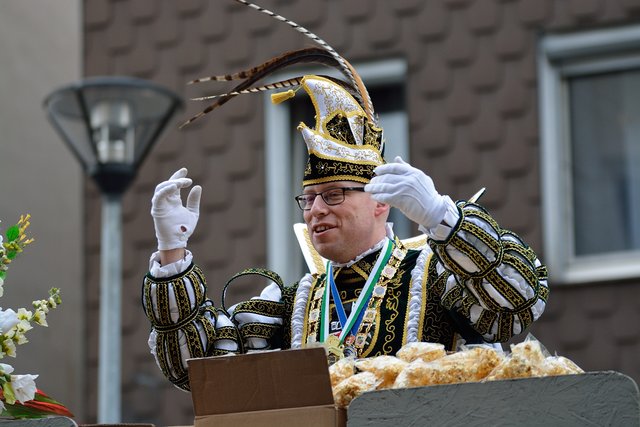 Der Rosenmontagsumzug 2017 in Gelsenkirchen-Erle. Foto Kurt Gritzan