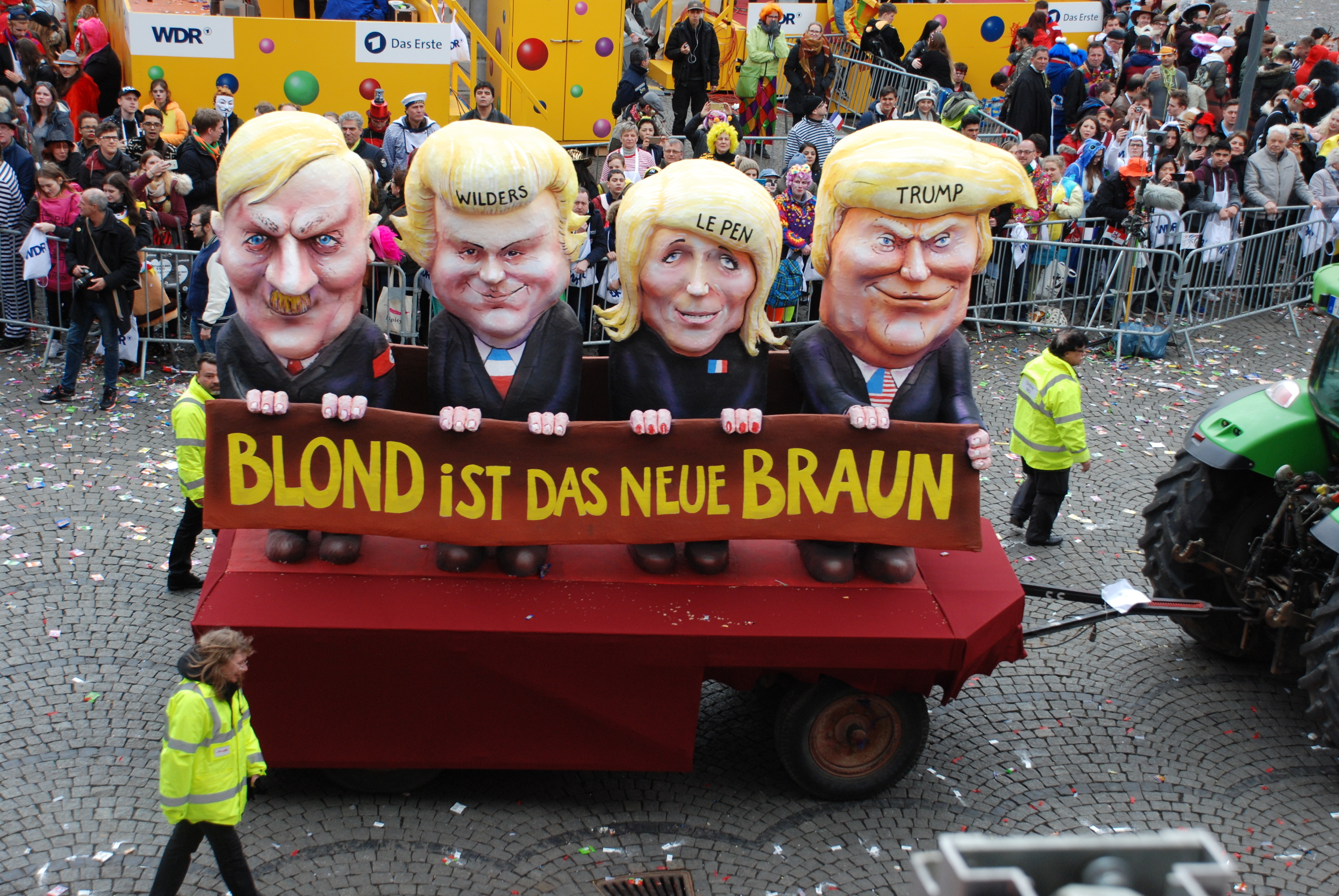 Donald Trump fuhr gleich auf mehreren Wagen mit ...