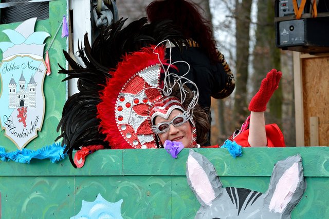 Der Rosenmontagsumzug 2017 in Gelsenkirchen-Erle. Foto Kurt Gritzan