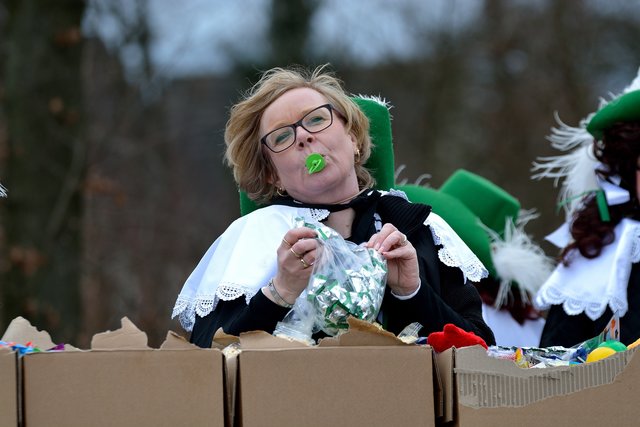 Der Rosenmontagsumzug 2017 in Gelsenkirchen-Erle. Foto Kurt Gritzan