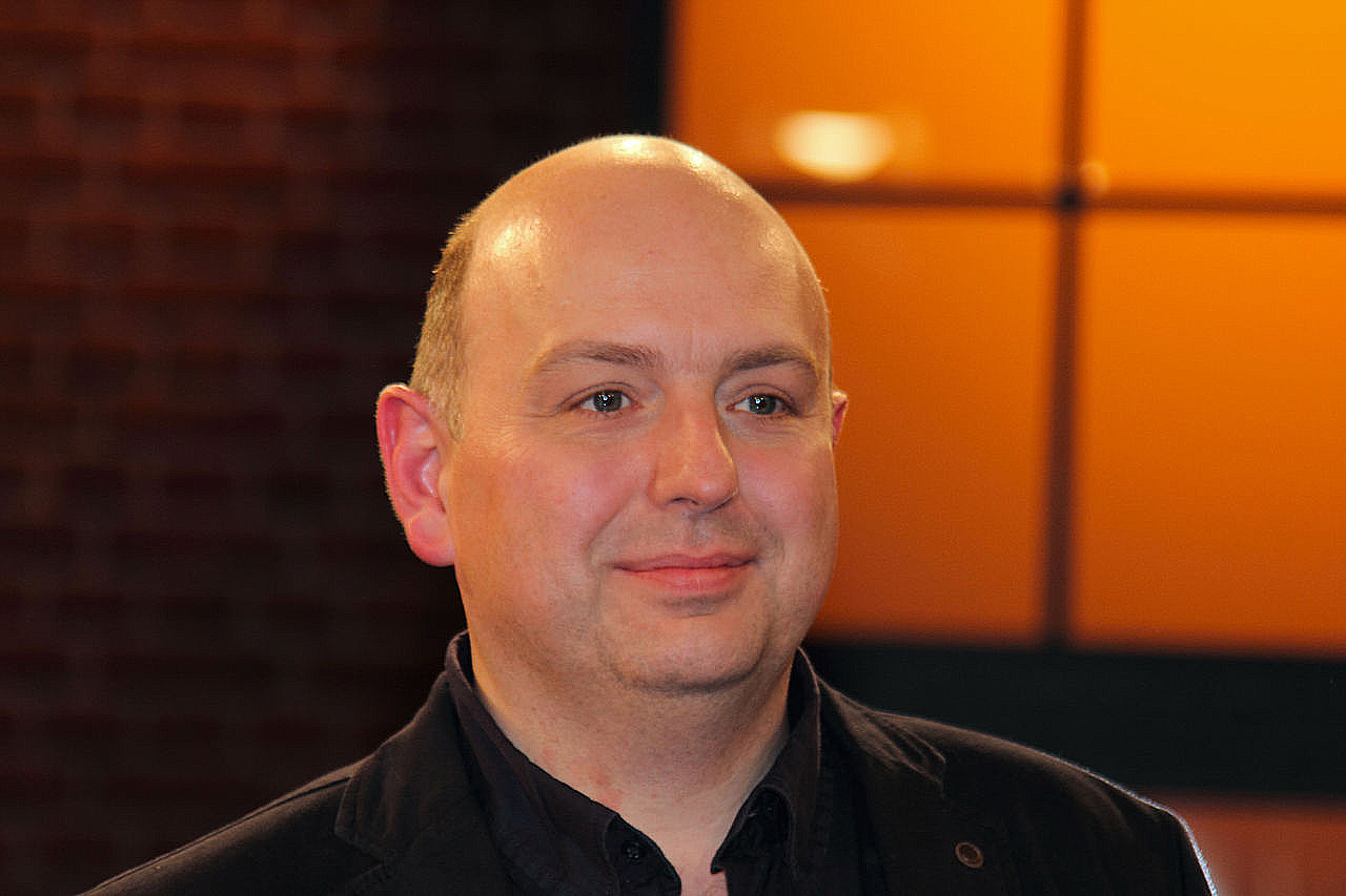Frank Goosen hat leider auch die Grippe erwischt, sodass die Veranstaltung mit ihm morgen leider verschoben werden muss.