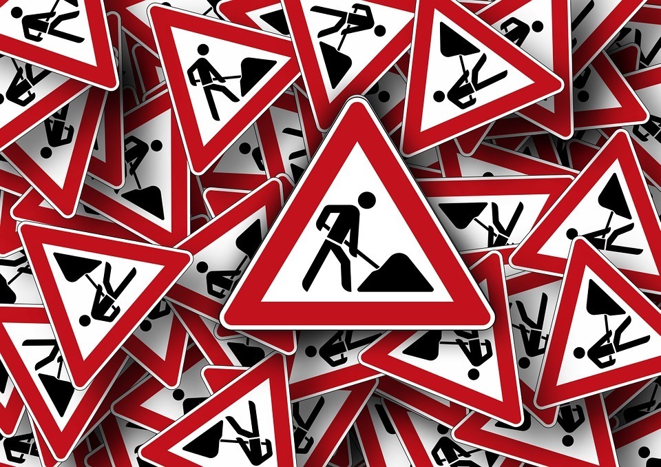 Einige hassen sie, jeder braucht sie: Baustellen. (Symbolfoto:Pixabay.com)