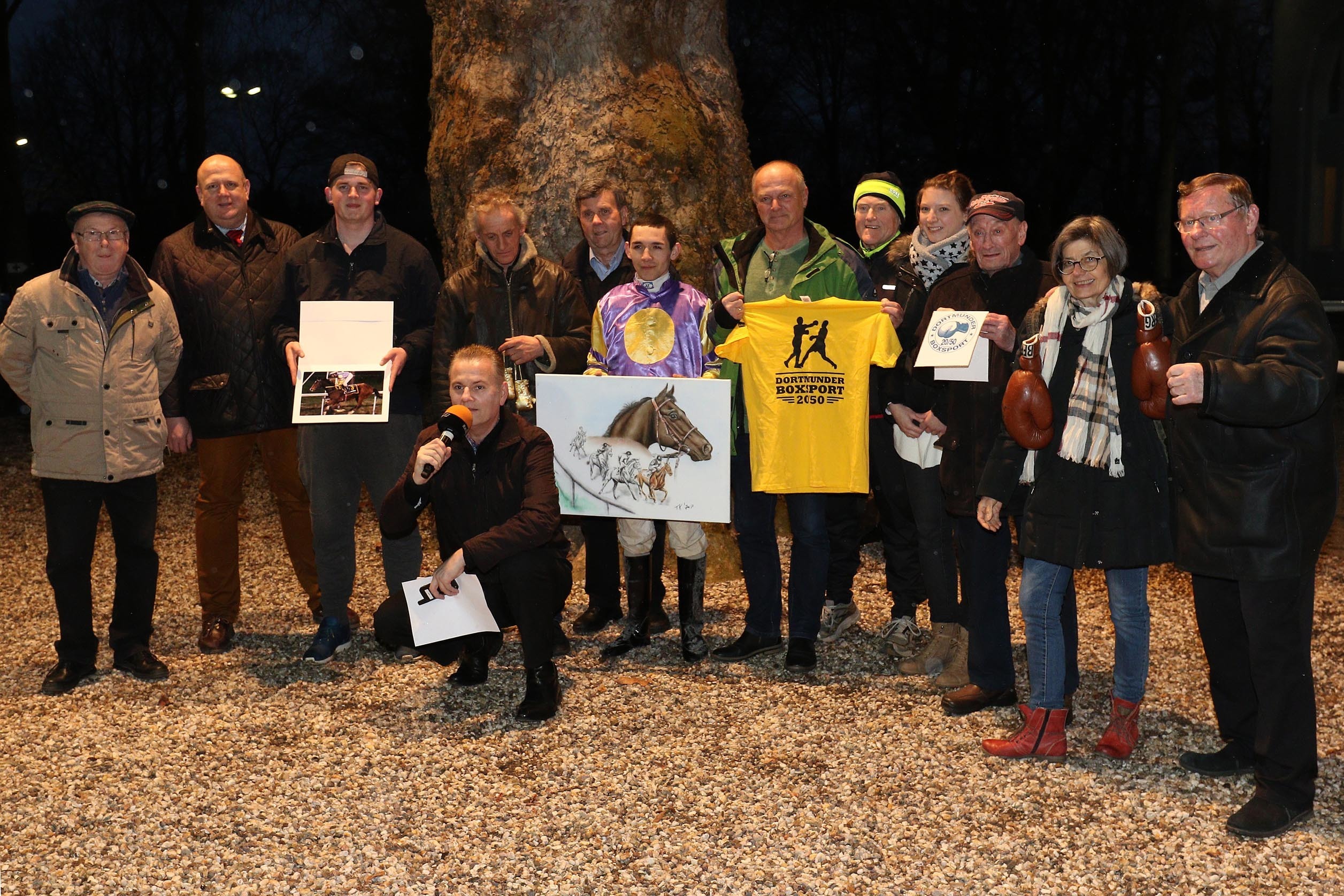 Siegerehrung im 35. Preis der Dortmunder Boxfreunde 20/50 (Foto Rühl).