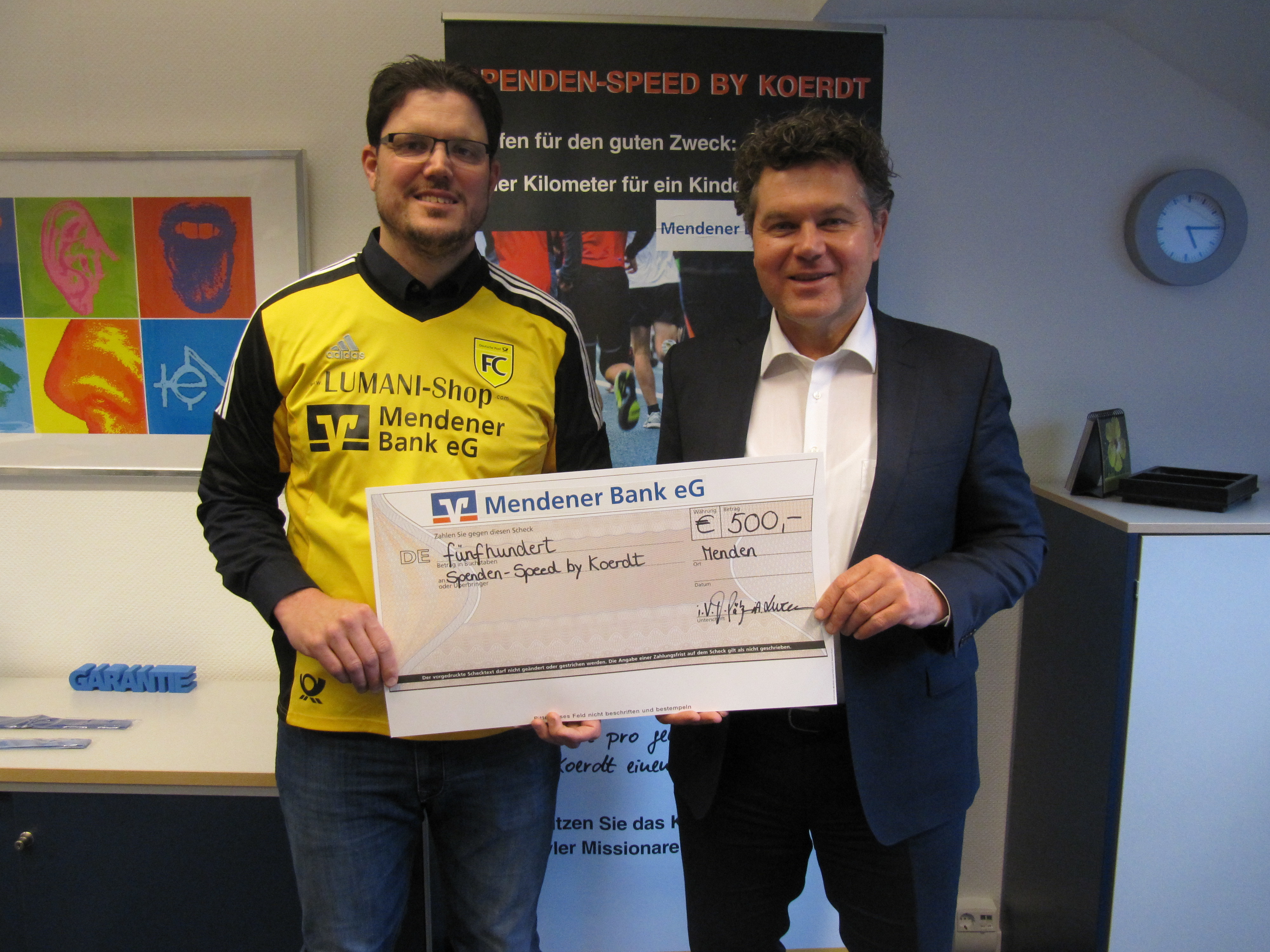 Spendeübergabe durch Thomas Pätzold!