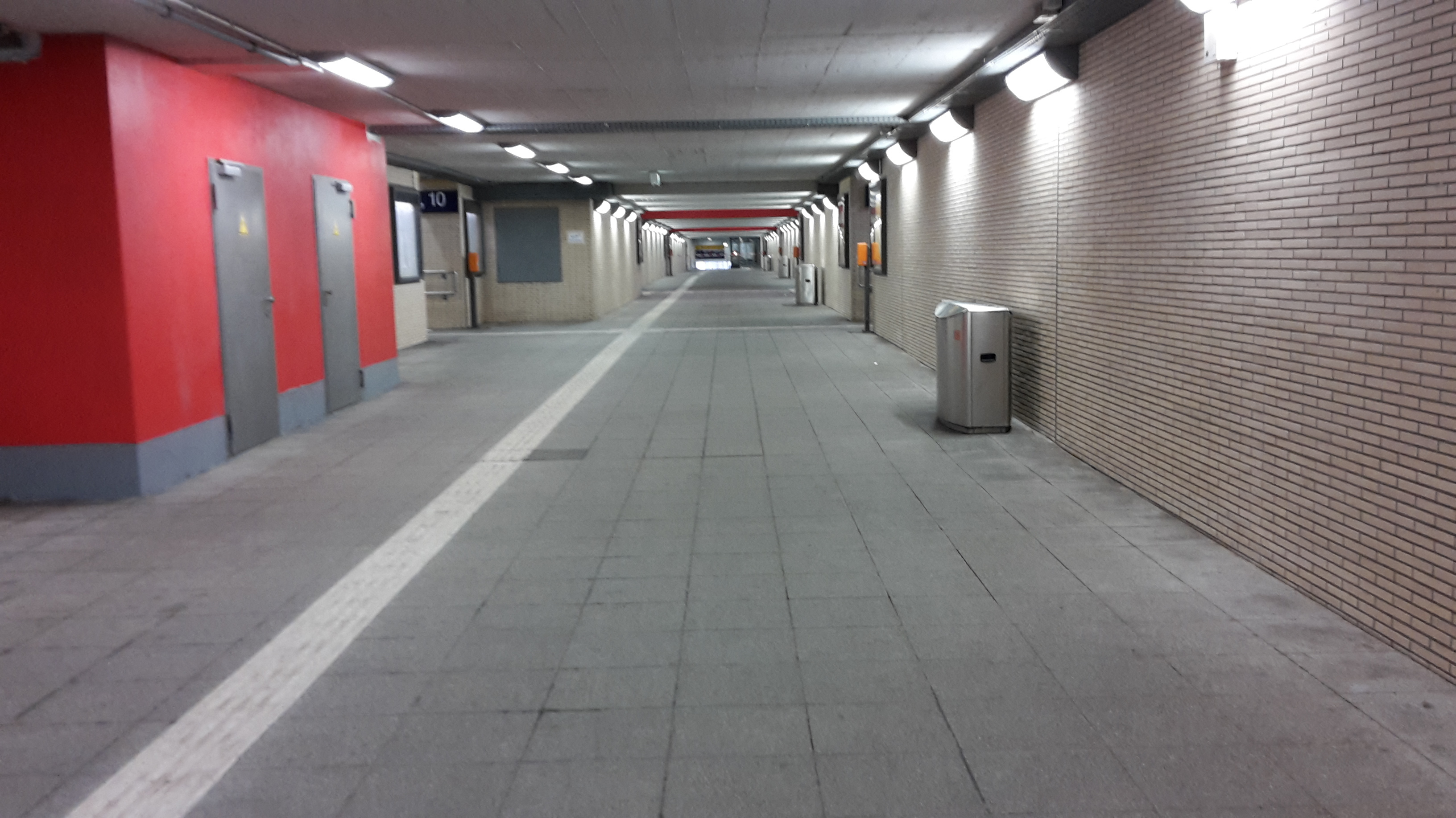 Gesperrter Osttunnel Quelle: Bundespolizei