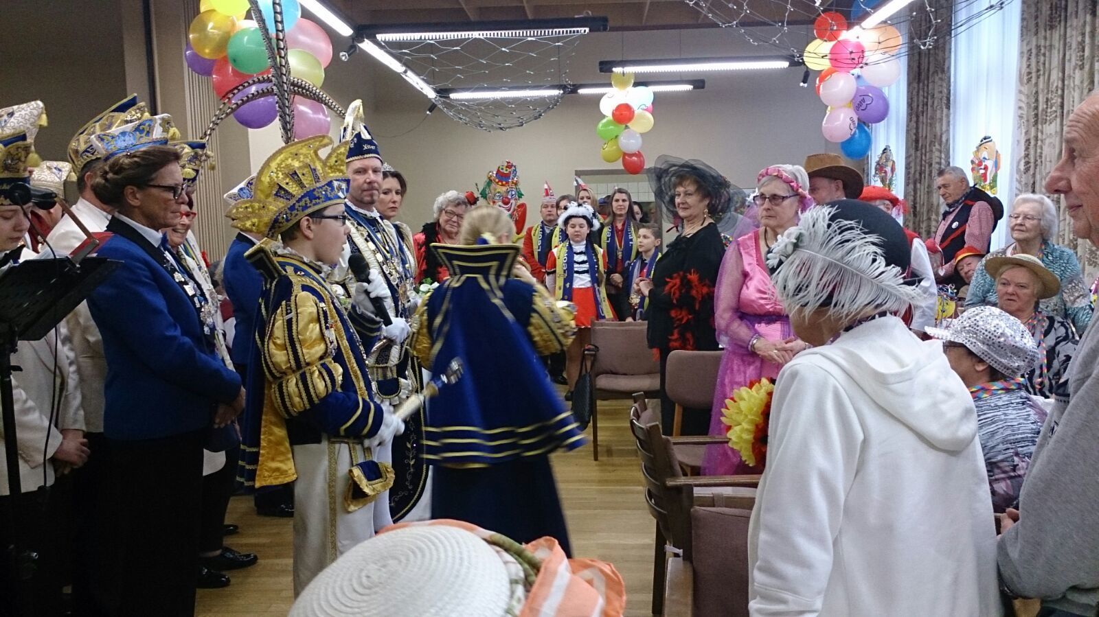 Prinzenpaare der Session 2016/2017 zu Besuch bei der AWO Stoppenberg