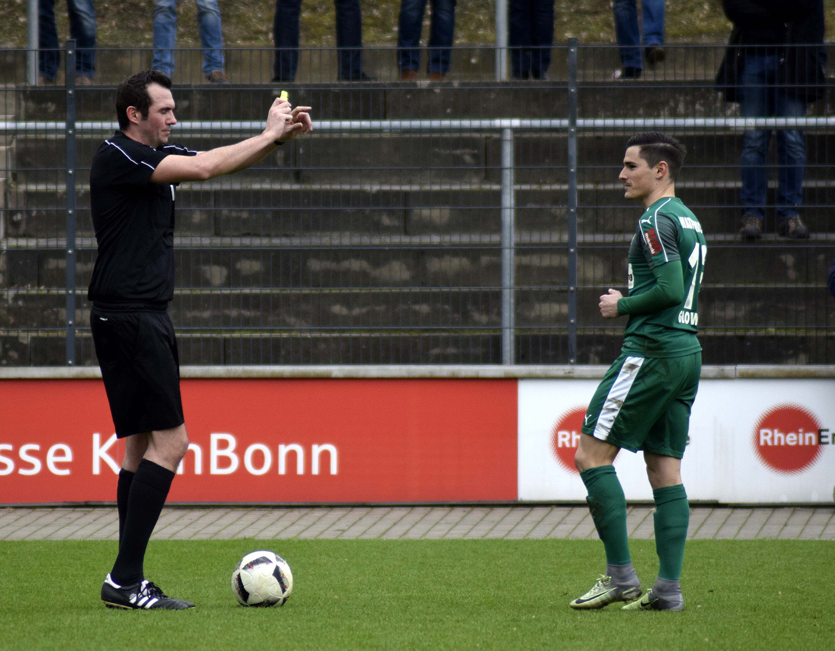 Der Wattenscheider Standard-Spezialist Manuel Glowacz fällt wegen einer Wadenverletzung aus. Foto: Peter Mohr