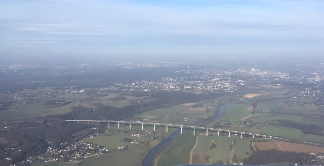 Mülheim Mintarder Brücke mti Ruhrtal