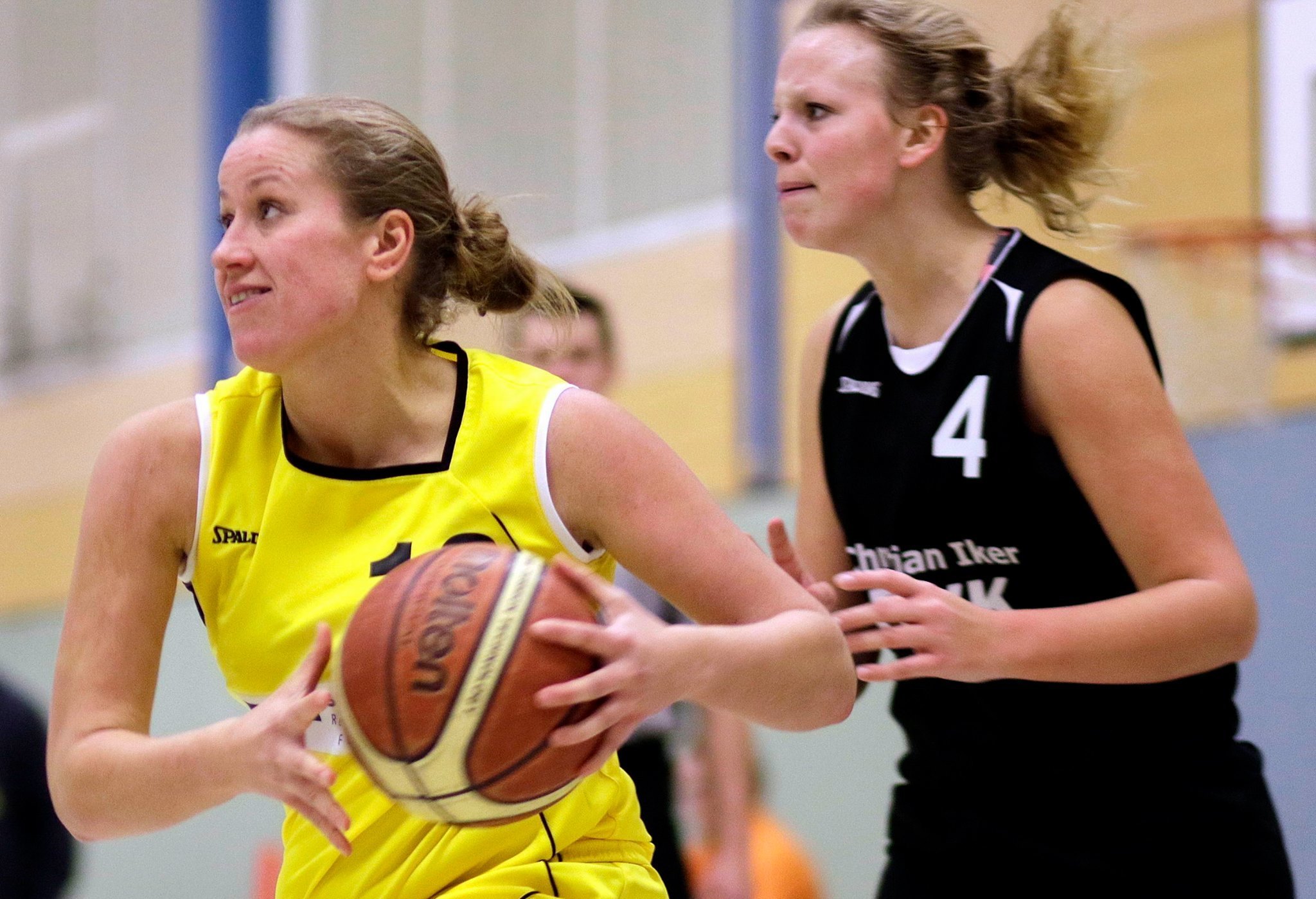 Wie immer warf Carina Heinz von den Ruhrpott Baskets Herne auch beim Auswärtsspiel in Soest alles für ihre Farben in die Waagschale, doch ein schwaches 3. Viertel der RBH-Damen führte letztlich zu einer 50:63 Niederlage beim Tabellenzweiten.