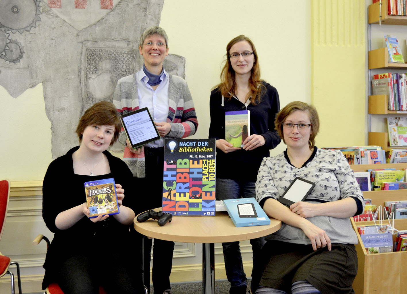 Das Team der Stadtbücherei Iserlohn freut sich auf viele Besucher.