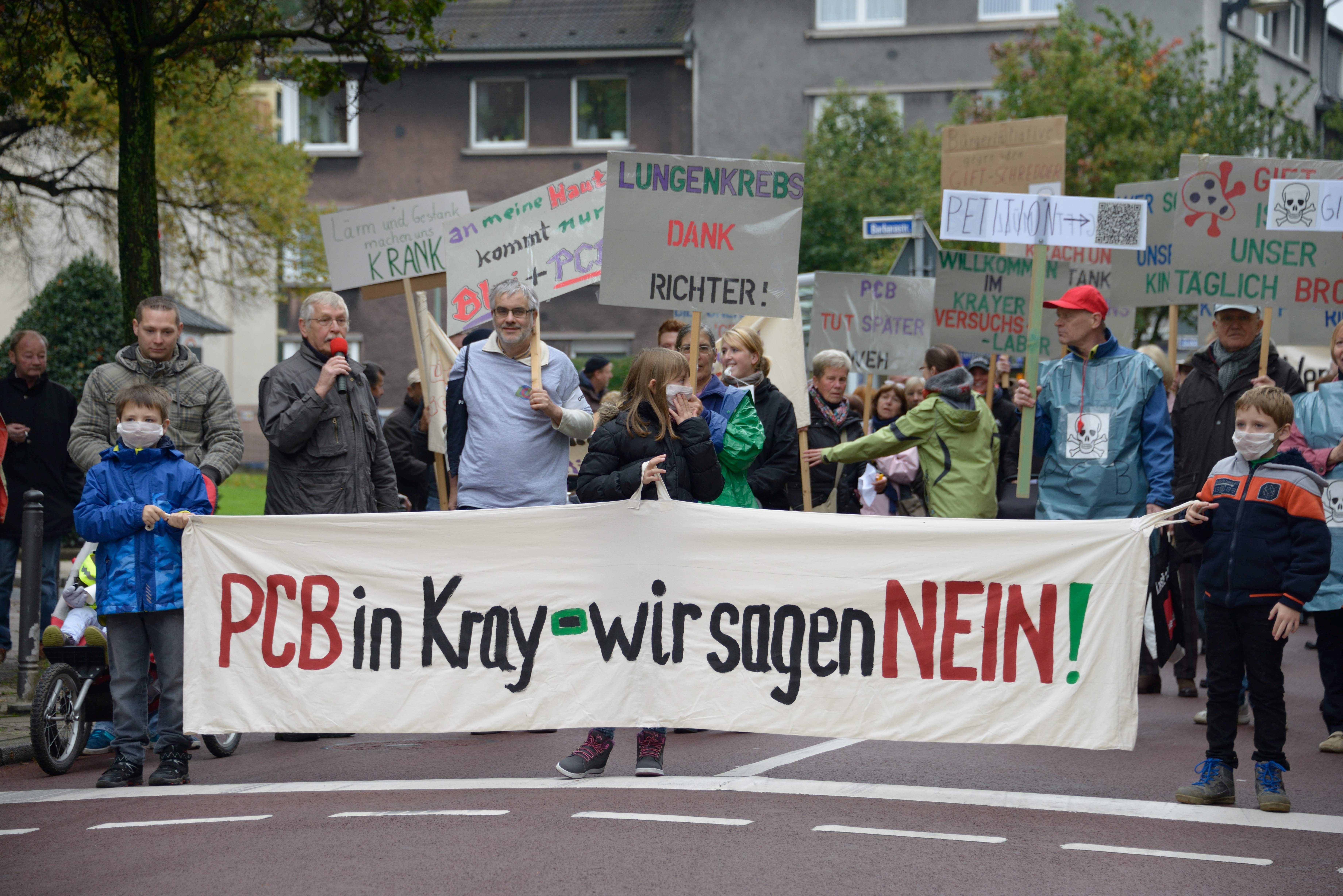 Viele Bürger schlossen sich den Demonstrationen der Bürgerinitiative in Kray an. Foto: Privat