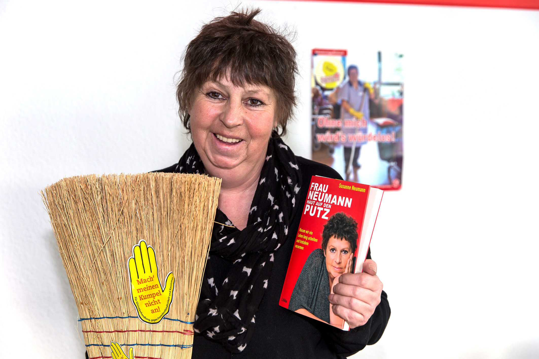 Wenn es nach Susanne Neumann ginge, müsste wohl ein neuer Besen durch die Republik fegen. Die bisher schönste Bewertung ihres Buches lautete für die kämpferische Gelsenkirchenerin: „Pflichtlektüre für jeden Politiker“.Foto: Gerd Kaemper