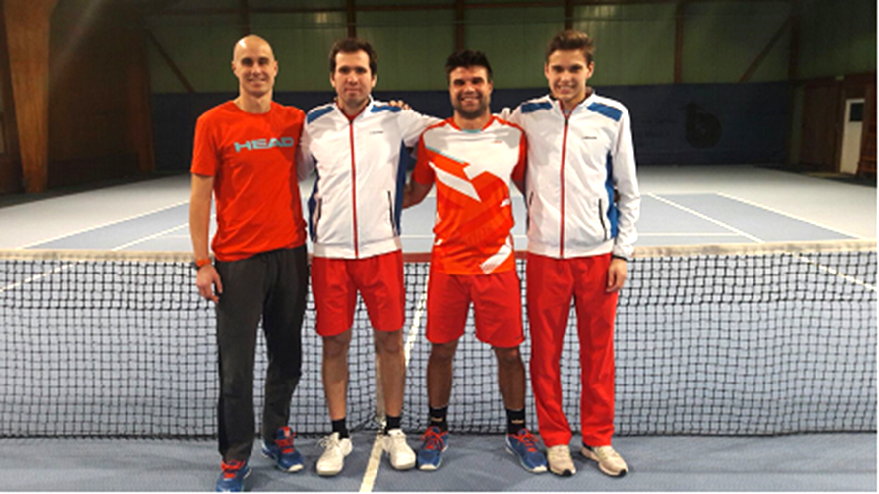 Das Foto zeigt Lukas Pour, Denim Brcina, Simeon
Ivanov und Marwin Elias Kralemann (Foto v. l.).