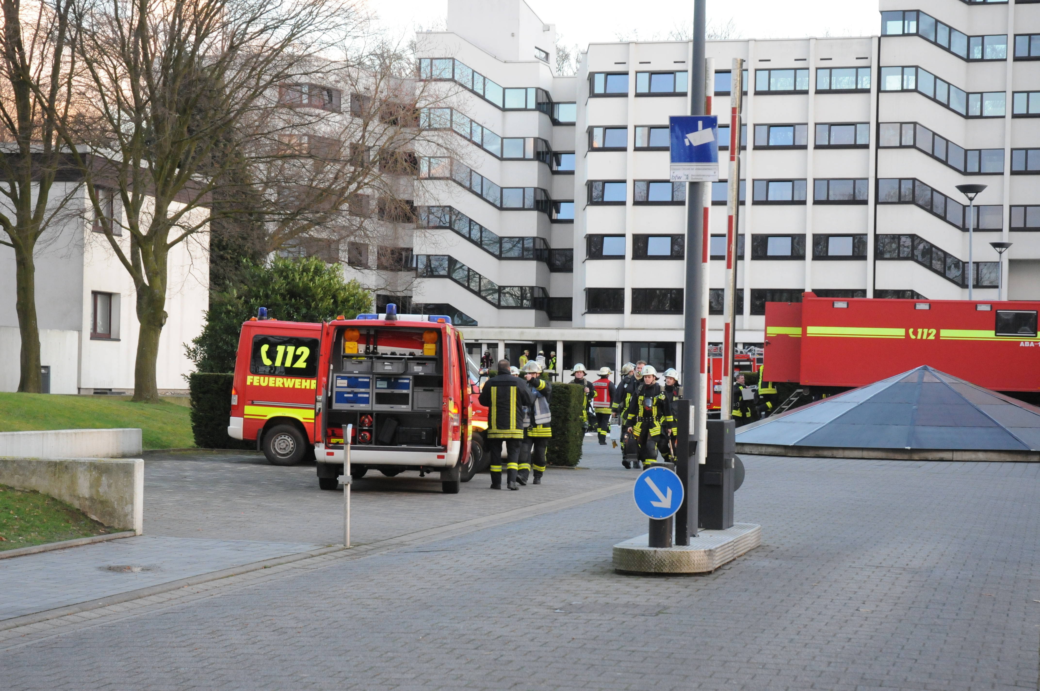 Die Feuerwehr war mit zahlreichen Einsatzkräften in Hacheney.