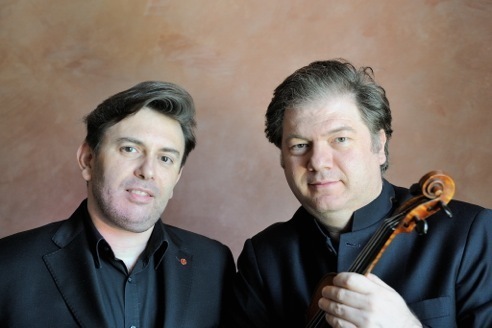 oberto Issoglio und Cihat Askin spielen im Emil-Schumacher-Musueum.