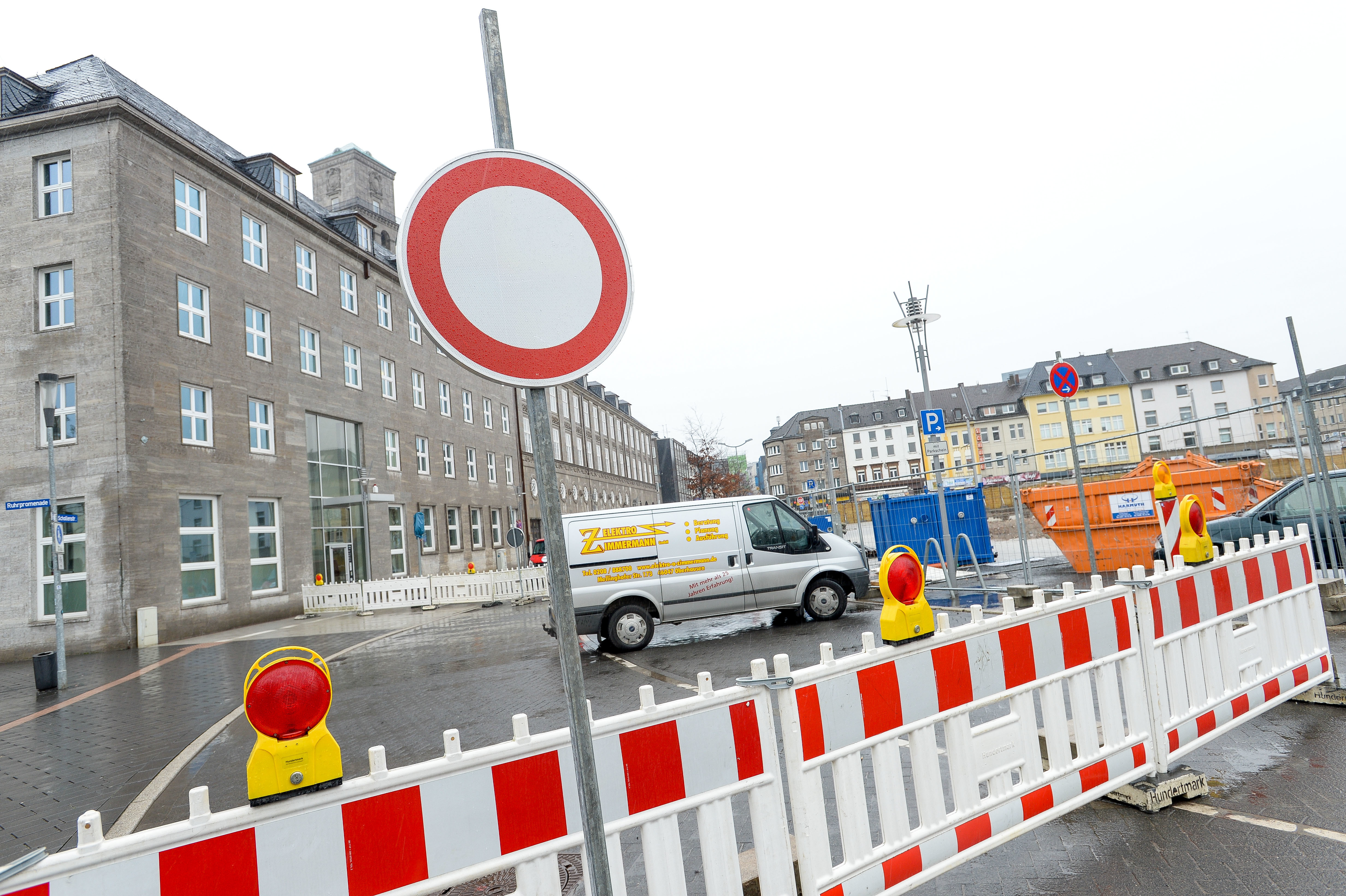 Was passiert mit der Schollenstraße? Die CDU Stadtmitte diskutierte darüber mit Mülheimer Bürgern.