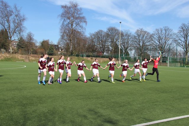 Die jubelnden U15-Mädchen