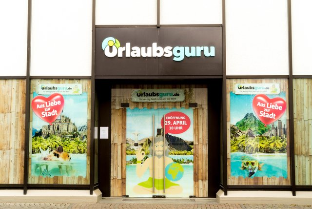 Derzeit ist der Store noch mit Sichtschutzfolie vor neugierigen Blicken geschützt.