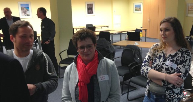 Letzte Gespräche und Blicke...