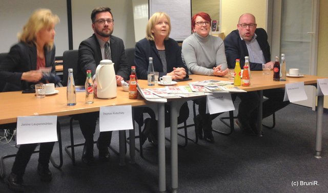 Mitten in der Gesprächsrunde!