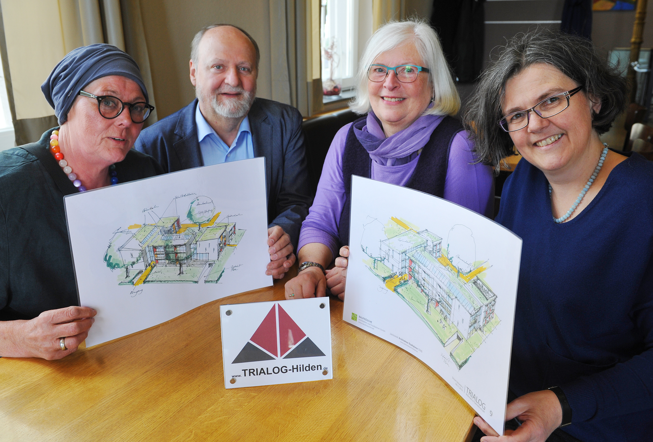 Ingrid Gertz-Rotermund, Manfred Gertz, Ilse Klöppelt und Marion Vogel (v.l.) planen ein Mehrgenerationen-Wohnprojekt.