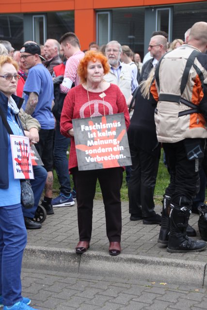 11. Mai 2017, Kundgebung gegen den Auftritt der rechtspopulistischen Alternative für Deutschland (AfD) vor Willy-Brandt Gesamtschule aus Bottrop, Fotos: Sahin Aydin