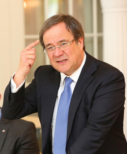 ...CDU-Herausforderer Armin Laschet. Fotos: Lammert (Kraft) und Walden (Laschet).