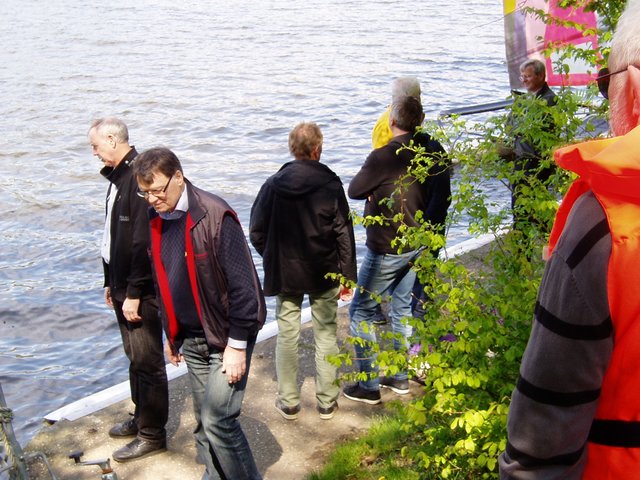 Das herrliche Wetter hat mehr als 30 Mitglieder und weitere Besucher angelockt.