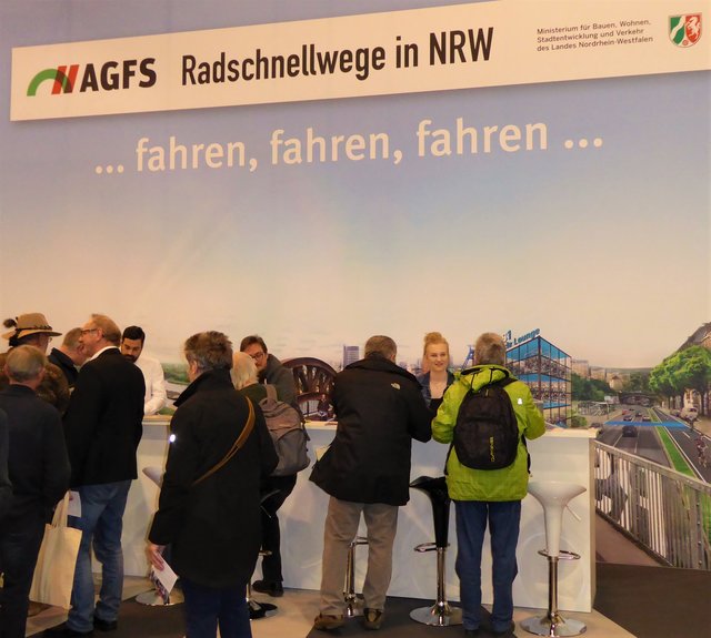 Wird das Land NRW nach Rot-Grün weiterhin den Bau und die Planung von Radschneelwegen fördern - Zweifel sind angebracht!