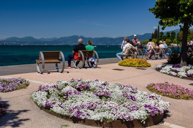 Genuss an der Uferpromenade