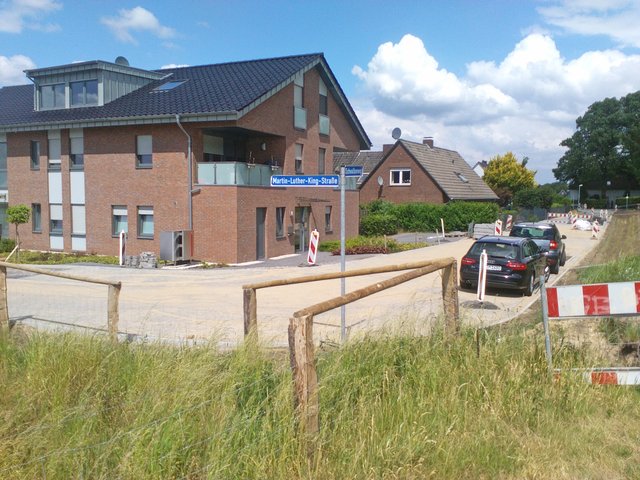 Ecke Schwalbenweg/Nelson-Mandela-Straße
