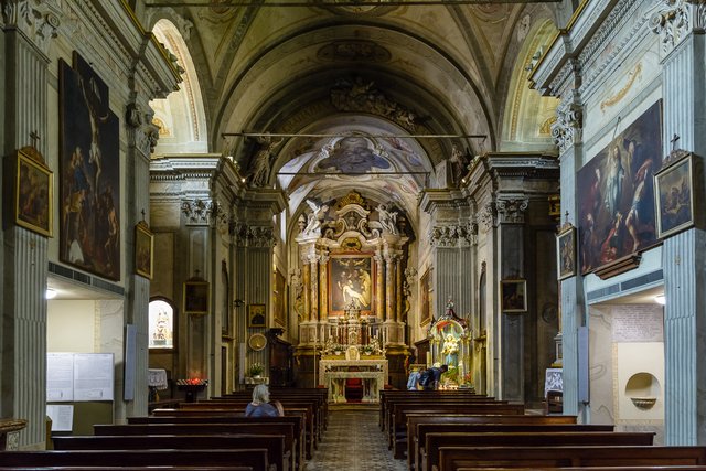 Das Innere der Pfarrkirche San Benedetto