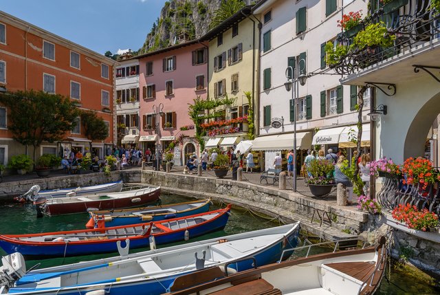 Noch ein Blick in den kleinen Hafen