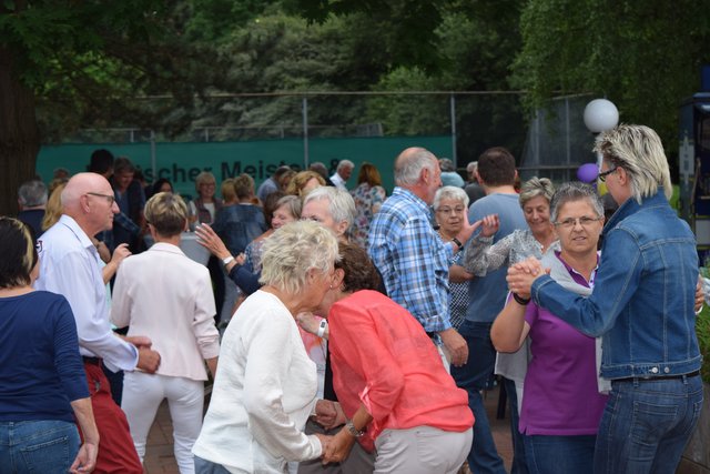 Sommerfest des TC Brackel, Tanzfläche