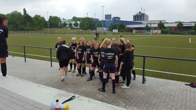 SV HEIßEN Frauen.-u.Mädchenfußball die Geschicht in Heißen - Mülheim an ...